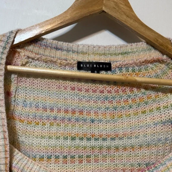 Blue Blush Multicolor Knit Crop Top - Picture 2 of 3